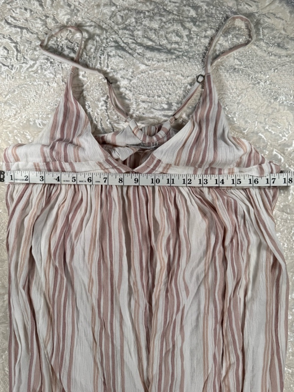 O'Neill Saltwater solids  Striped Sleeveless V-Neck Tank — White and Dusty Rose - Picture 2 of 4